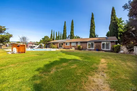 Exterior - 5202 Poplar Rd, Vacaville, CA 95687 photo 15 of 17