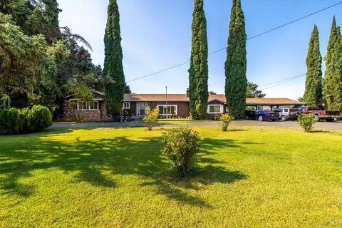 Exterior - 5202 Poplar Rd, Vacaville, CA 95687 photo 2 of 17