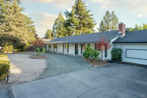 1221 Apple Tree Ct, Sonoma, CA 95476 photo 2