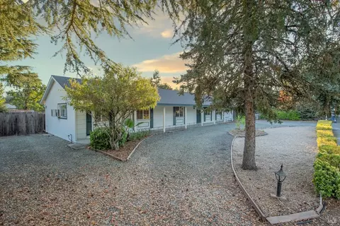 1221 Apple Tree Ct, Sonoma, CA 95476 photo 4