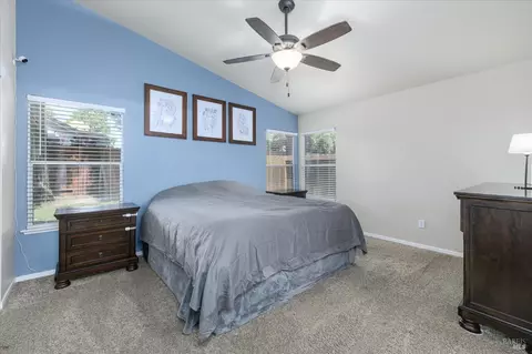 Bedroom - 805 Bounds Dr, Dixon, CA 95620 photo 1 of 4
