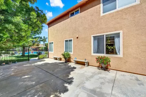 Exterior - 901 Dunerose Ct, Vacaville, CA 95687 photo 26 of 27