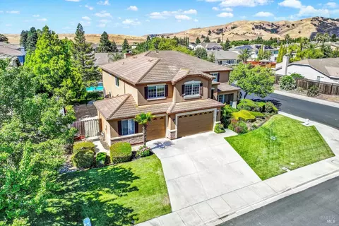 View/Area - 901 Dunerose Ct, Vacaville, CA 95687 photo 2 of 6