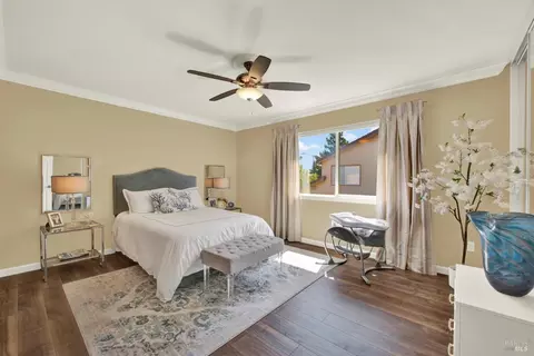 Bedroom - 901 Dunerose Ct, Vacaville, CA 95687 photo 5 of 8