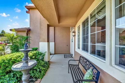Exterior - 901 Dunerose Ct, Vacaville, CA 95687 photo 6 of 27