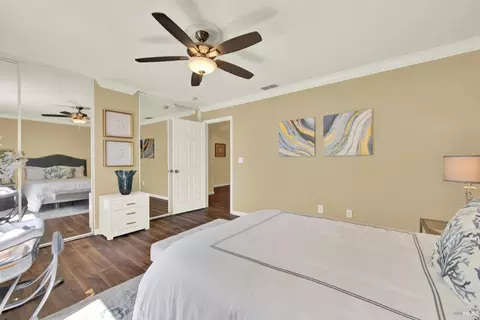Bedroom - 901 Dunerose Ct, Vacaville, CA 95687 photo 6 of 8