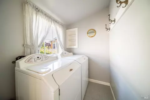 Other - 527 Kentucky St, Vallejo, CA 94590 photo 4 of 6