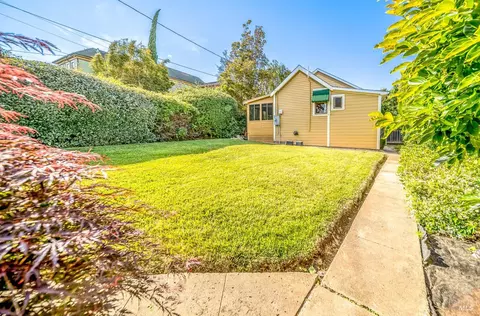 Exterior - 527 Kentucky St, Vallejo, CA 94590 photo 9 of 13