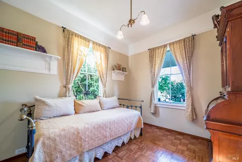 Bedroom - 527 Kentucky St, Vallejo, CA 94590 photo 1 of 2