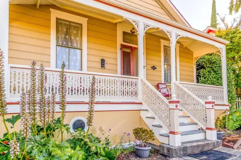 527 Kentucky St, Vallejo, CA 94590