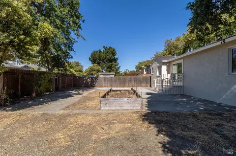Exterior - 751 Illinois St, Vallejo, CA 94590 photo 8 of 11