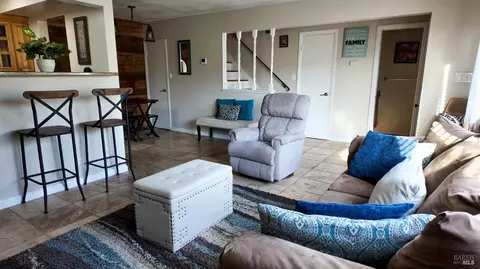100 Del Rio Ct #2, Vacaville, CA 95687