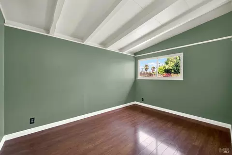 Bedroom - 1060 Johnson St, Fairfield, CA 94533 photo 5 of 6