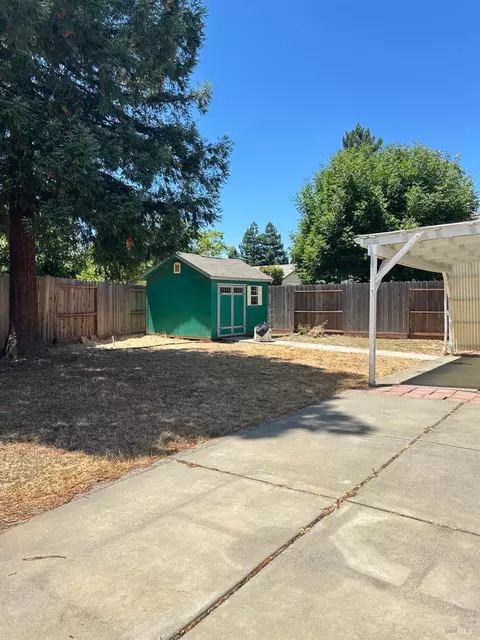 Exterior - 1091 Ruby Dr, Vacaville, CA 95687 photo 1 of 4