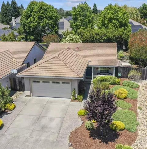 View/Area - 1032 Ventana Dr, Windsor, CA 95492 photo 2 of 5