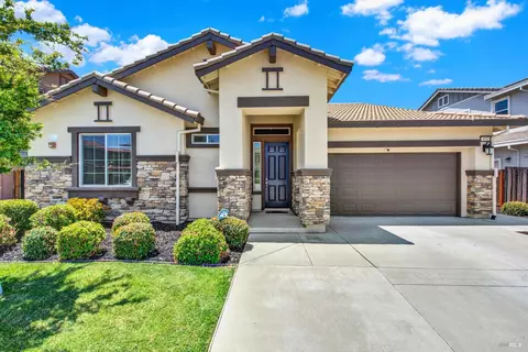 452 Aster St, Vacaville, CA 95688