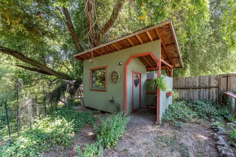 98 W Oak St, Willits, CA 95490 photo 24