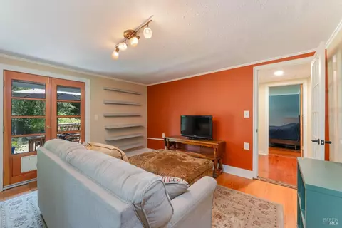 98 W Oak St, Willits, CA 95490 photo 18