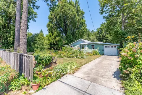 98 W Oak St, Willits, CA 95490 photo 2