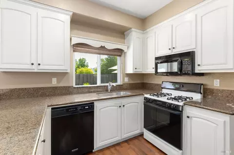 321 Limerick Way, Vacaville, CA 95688 photo 13