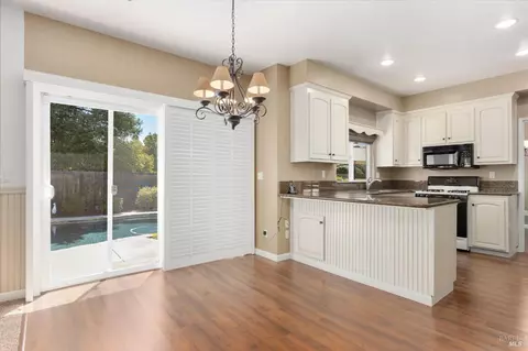321 Limerick Way, Vacaville, CA 95688 photo 18