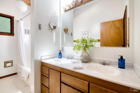 Bath - 71 E Robert Dr, Inverness, CA 94937 photo 1 of 3