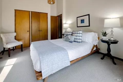 Bedroom - 71 E Robert Dr, Inverness, CA 94937 photo 5 of 7
