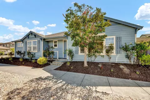 2782 Cumberland St, Santa Rosa, CA 95407