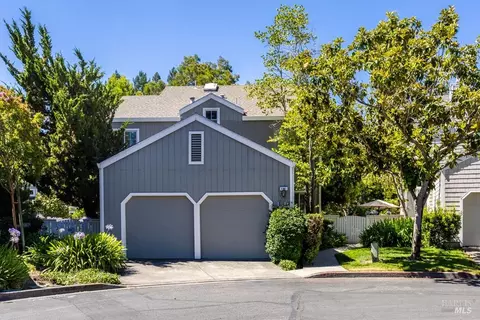 2361 Morningside Cir, Santa Rosa, CA 95405