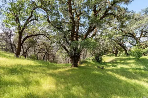 2440 Big Ridge Rd, Healdsburg, CA 95448