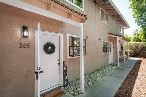 361 S 2nd St, Dixon, CA 95620