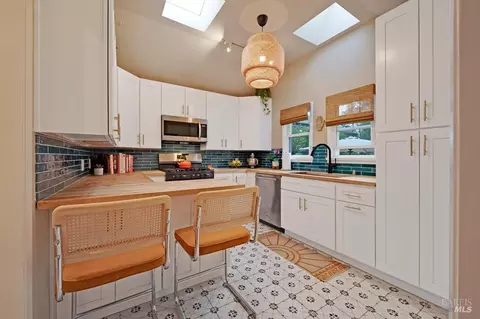 Kitchen - 509 7th St, Petaluma, CA 94952 photo 1 of 3