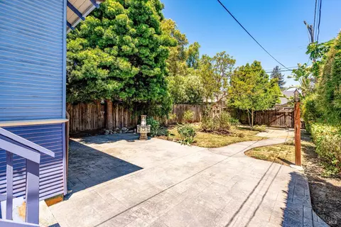 Exterior - 1034 Capitol St, Vallejo, CA 94590 photo 10 of 18