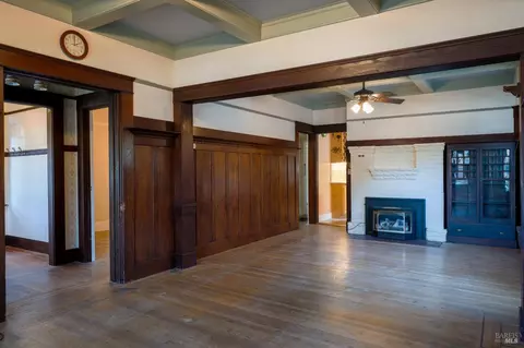 Living - 1034 Capitol St, Vallejo, CA 94590 photo 3 of 3