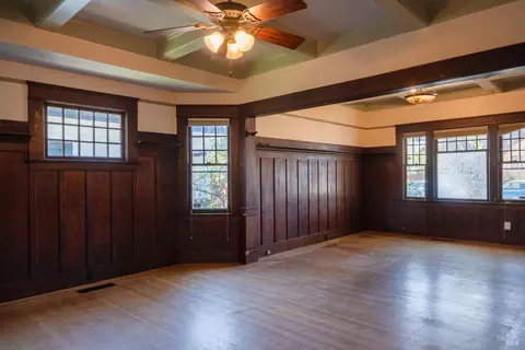 Living - 1034 Capitol St, Vallejo, CA 94590 photo 1 of 3