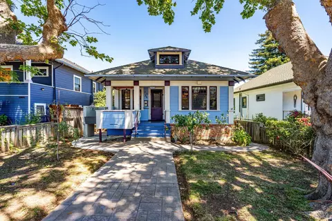 Exterior - 1034 Capitol St, Vallejo, CA 94590 photo 3 of 18