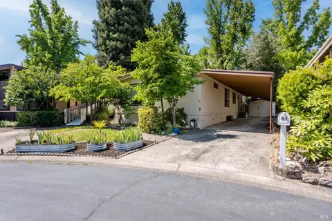 83 Malaga Ct, Ukiah, CA 95482 photo 2