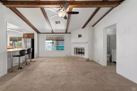 83 Malaga Ct, Ukiah, CA 95482 photo 6