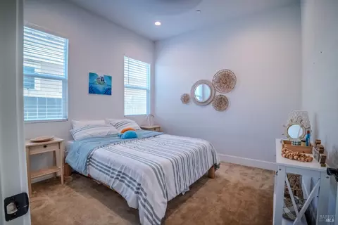 Bedroom - 755 Hydrangea Dr, Vacaville, CA 95687 photo 3 of 4