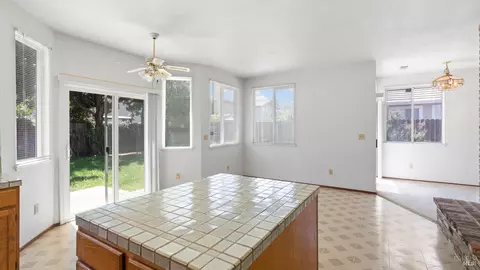 397 Robin Cir, Vacaville, CA 95687 photo 15