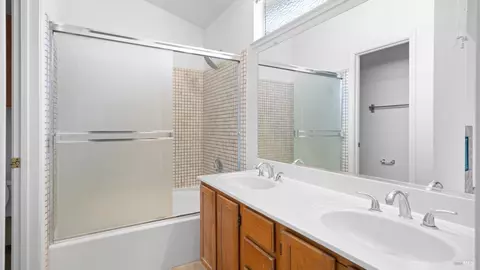 397 Robin Cir, Vacaville, CA 95687 photo 31