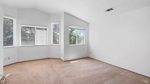397 Robin Cir, Vacaville, CA 95687 photo 27