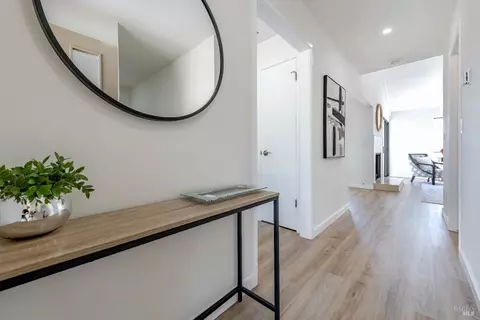 10 Dickens Ct, Mill Valley, CA 94941 photo 5