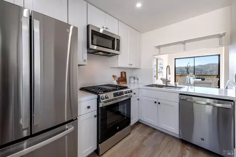 10 Dickens Ct, Mill Valley, CA 94941 photo 15