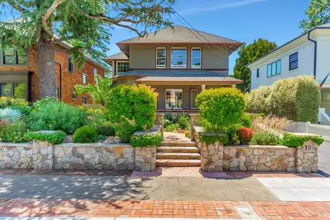 19 Harcourt St, San Rafael, CA 94901