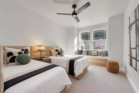 Bedroom - 14610 Jomark Ln, Occidental, CA 95465 photo 4 of 5