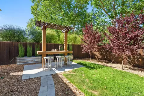 Exterior - 14610 Jomark Ln, Occidental, CA 95465 photo 6 of 7