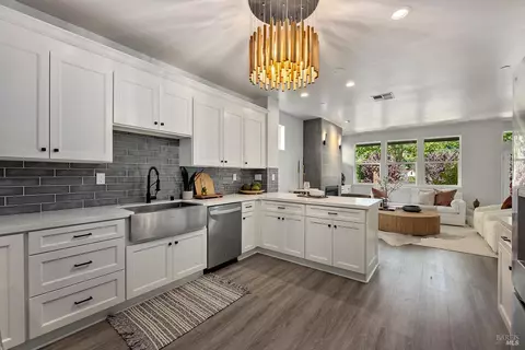 Kitchen - 14610 Jomark Ln, Occidental, CA 95465 photo 2 of 3