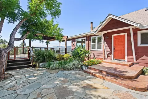 255 Vista View Dr, Cloverdale, CA 95425