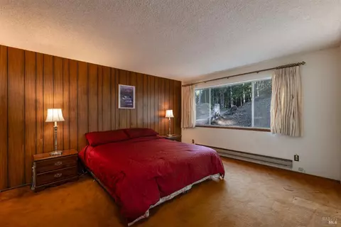 Bedroom - 23350 Iris Ln, Willits, CA 95490 photo 1 of 3